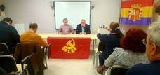 Luis Segura durante su charla en la Casa Municipal de Cultura. /J. C. GONZÁLEZ