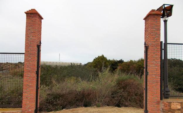 Imagen de la entrada al Parque Forestal de Matagorda. /