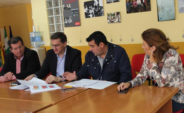 José Miguel Alarcón, Sánchez Teruel, Andrés Góngora y Sonia Ferrer durante la reunión. / I. A.
