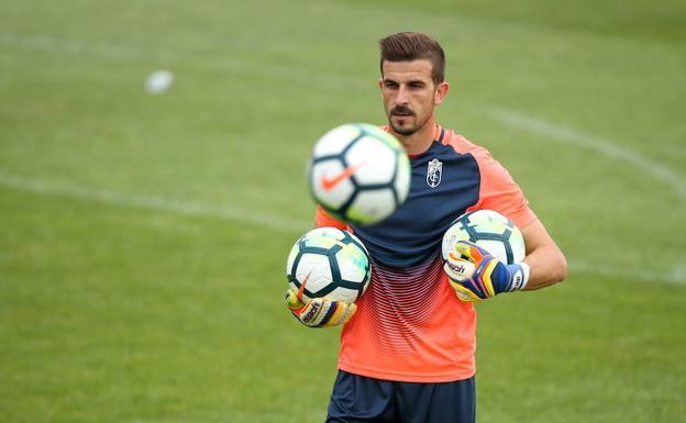 Varas se lesiona en los primeros minutos del entrenamiento