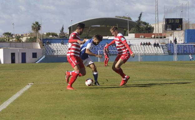 Imágenes del partido disputado por el Granada B en Melilla./IDEAL