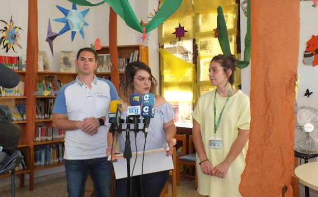 La biblioteca se prepara para recibir los talleres. /Ideal Guadix
