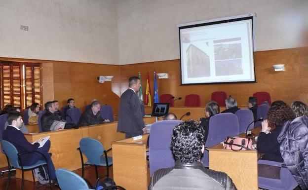 Profesionales técnicos conocen el Plan Especial