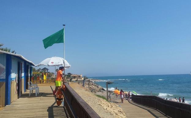 El equipo de salvamento y socorrismo estuvo en activo desde las 11 hasta las 19 horas durante estas vacaciones./IDEAL