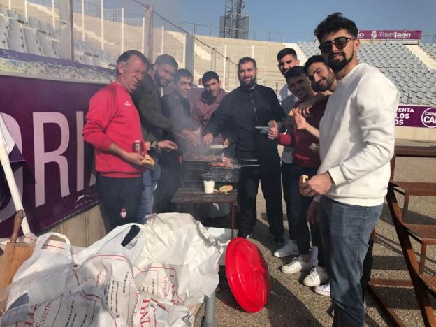 Los jugadores blancos disfrutaron ayer de una jornada de convivencia. /REAL JAÉN