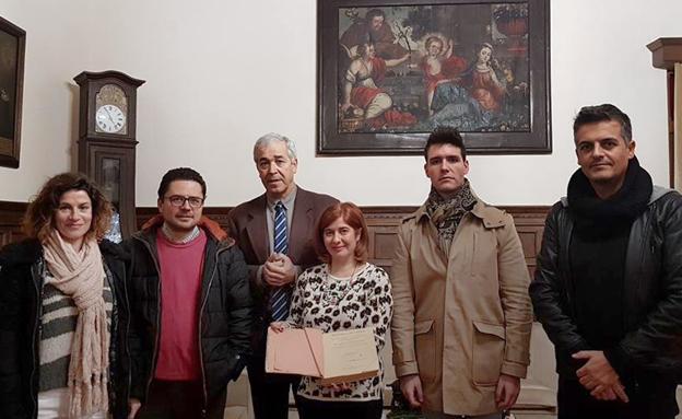 Acto de cesión desarrollado en la Alcaldía./