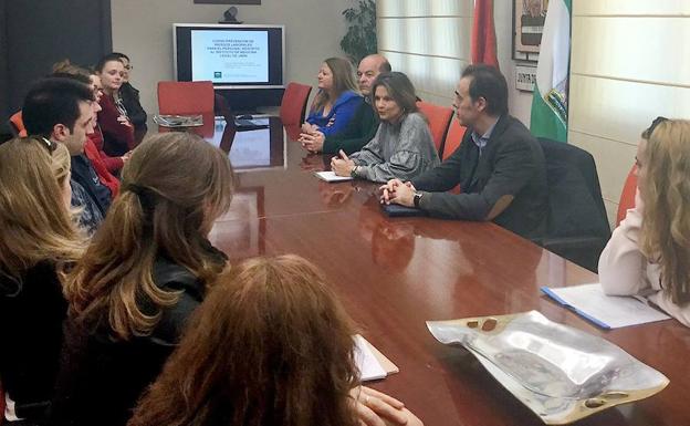 Reunión con la delegada del Gobierno, Ana Cobo./