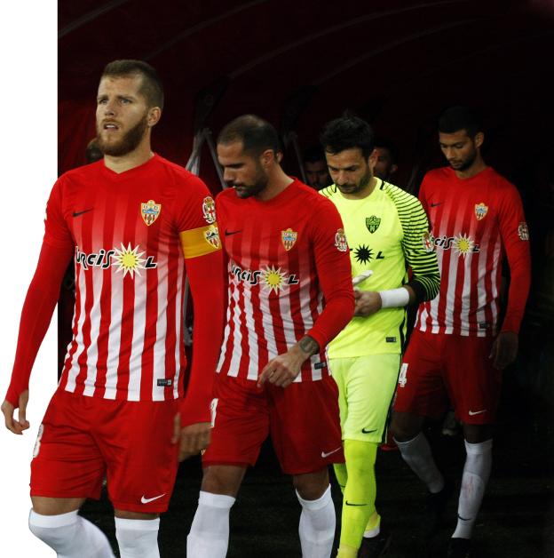 El Almería se hace sólido en casa