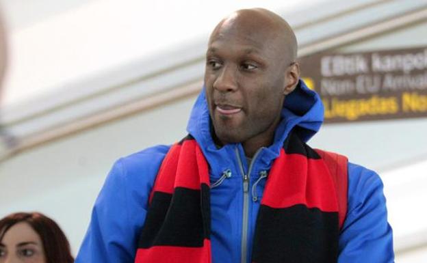 Lamar Odom se desploma en una discoteca tras pasarse horas bebiendo