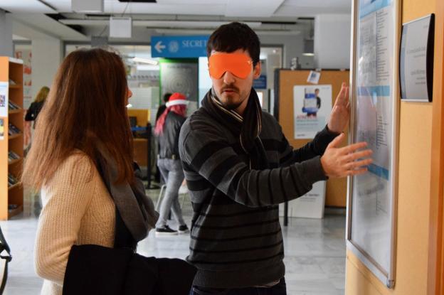 Los participantes tuvieron la oportunidad de comprobar los efectos de la discapacidad visual./IDEAL