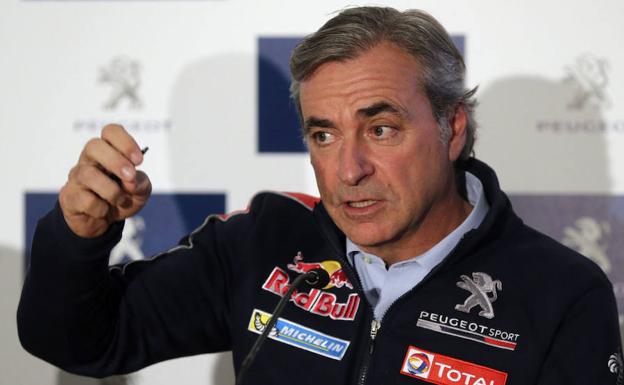 Fotografía de una rueda de prensa de Carlos Sainz./EFE