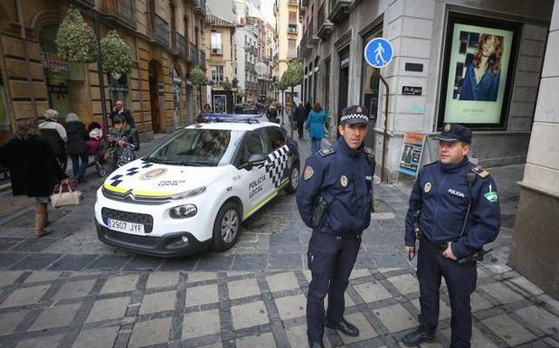 Cuarenta sanciones contra bares, tres desalojos por exceso de aforo y cinco detenidos por robos y hurtos