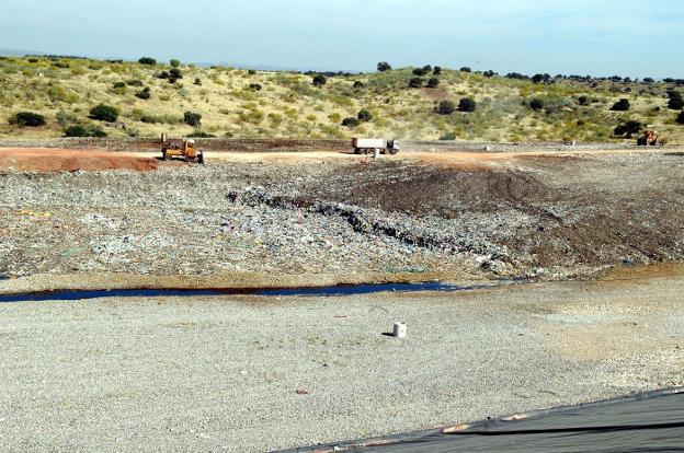 Instalaciones del Centro de Tratamiento de residuos del Guadiel en Linares./ENRIQUE