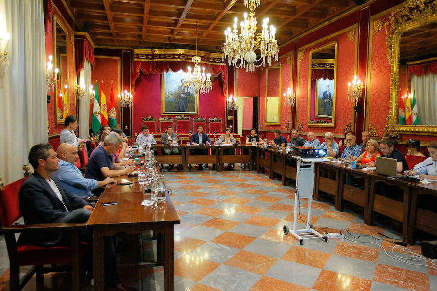 Imagen de archivo. Reunión de la Mesa del Ferrocariil./RAMÓN L. PÉREZ