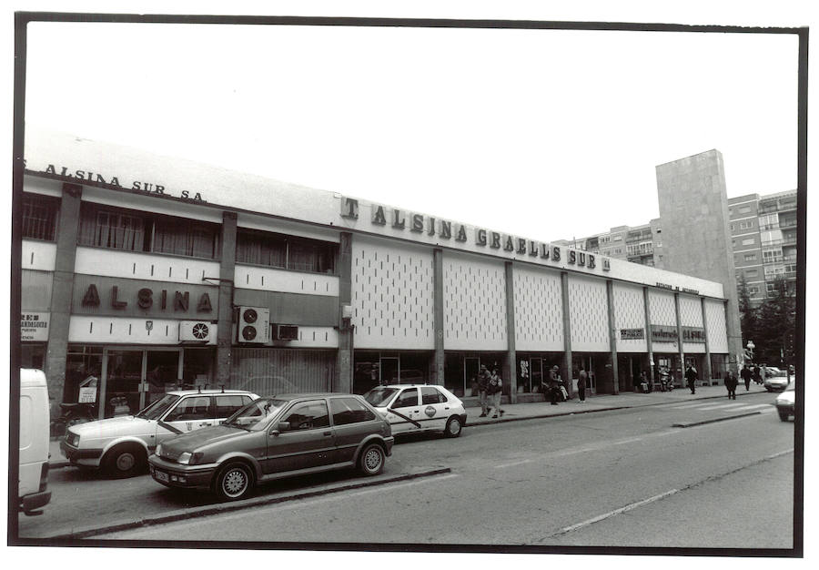 Fachada de la estación de Alsina en 1995