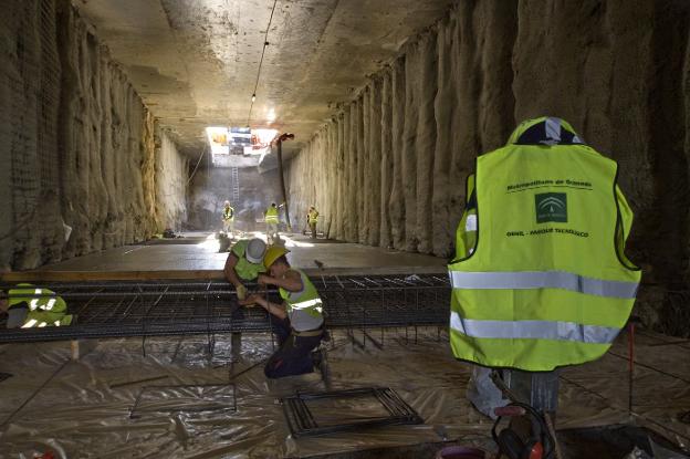 Obras en el túnel en 2010, cuando sólo se había excavado un nivel. /Ramón L. Pérez