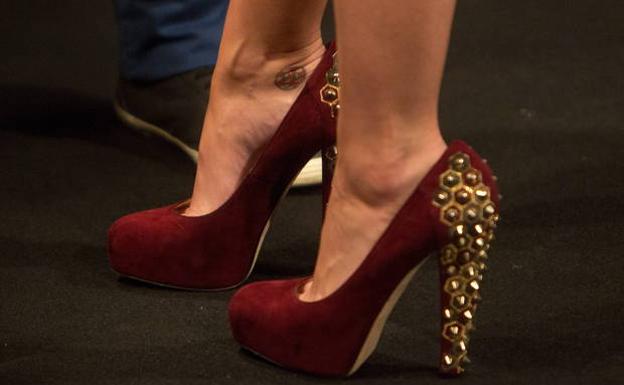 Alerta de los podólogos: abusar de los zapatos de tacón puede causarte artrosis
