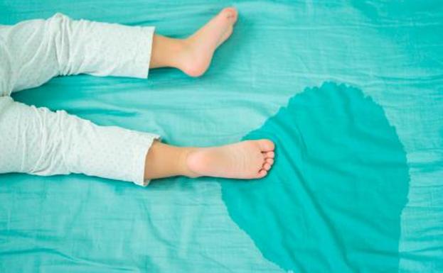 Entre 2 y 3 niños de cada aula de primaria sufren enuresis, con posibles efectos psicológicos