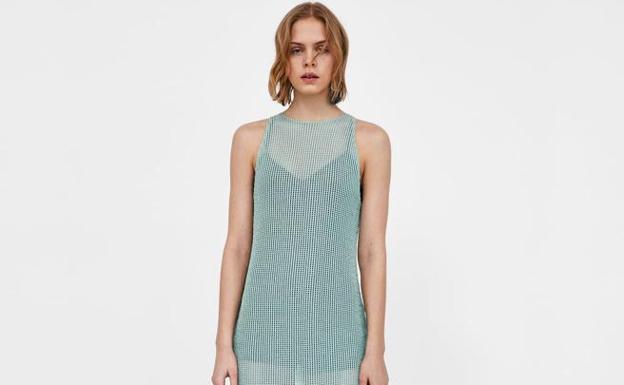 3 formas de ponerte el vestido multiusos de Zara que arrasa