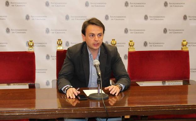 Juan Antonio Fuentes, en rueda de prensa este martes./IDEAL