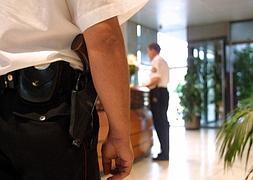 Vigilantes de seguridad. :: IDEAL/