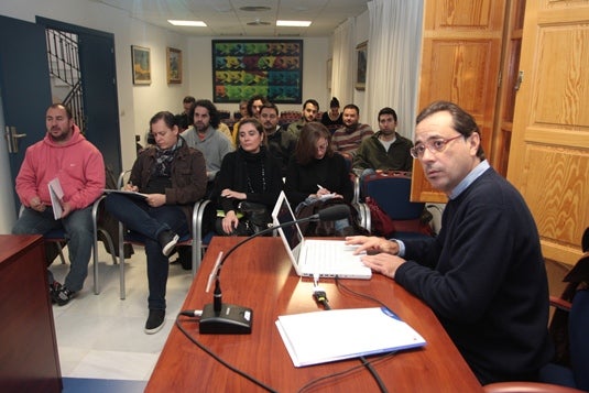 Federico Utrera ha dirigido este taller de vídeo-arte. :: M.MANZANO/