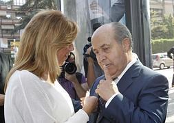 Susana Díaz y Torres Hurtado, en una imagen de archivo. / RAMÓN L. PÉREZ/