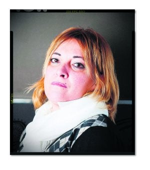 Charo Segura está hoy casada, tiene dos hijos y es terapeuta. Los abusos empezaron a los 5 años. ::
VICENS GIMÉNEZ/
