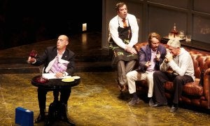 La obra 'La cena de los idiotas' cerró el primer fin de semana teatral con representación en el Auditorio de El Ejido. :: GEYVAN/