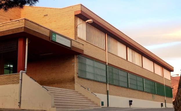Educación adjudica la redacción del proyecto para ampliar el colegio Nueva Andalucía de La Curva