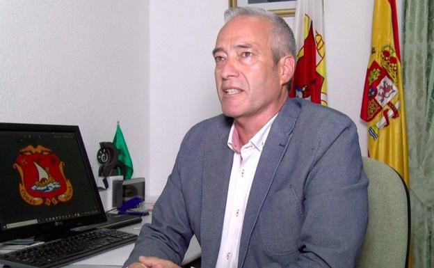 El Ayuntamiento de Dalías dice que «faltan informes técnicos» para reparar el cuartel de la Guardia Civil