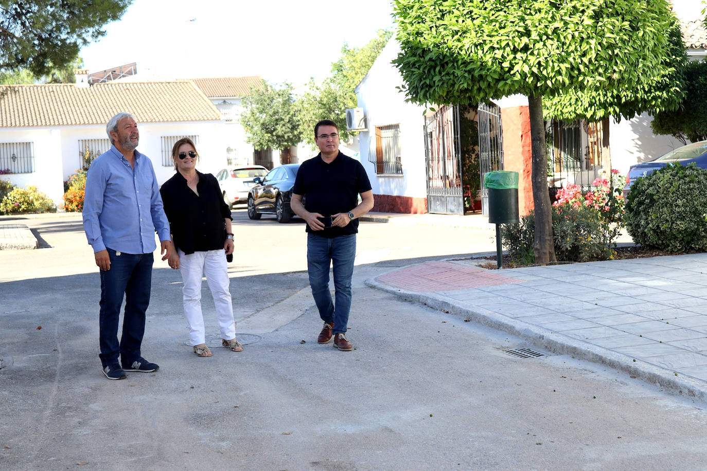 Lucas García, Rosa Reche y Pedro Luis Rodríguez en su visita.