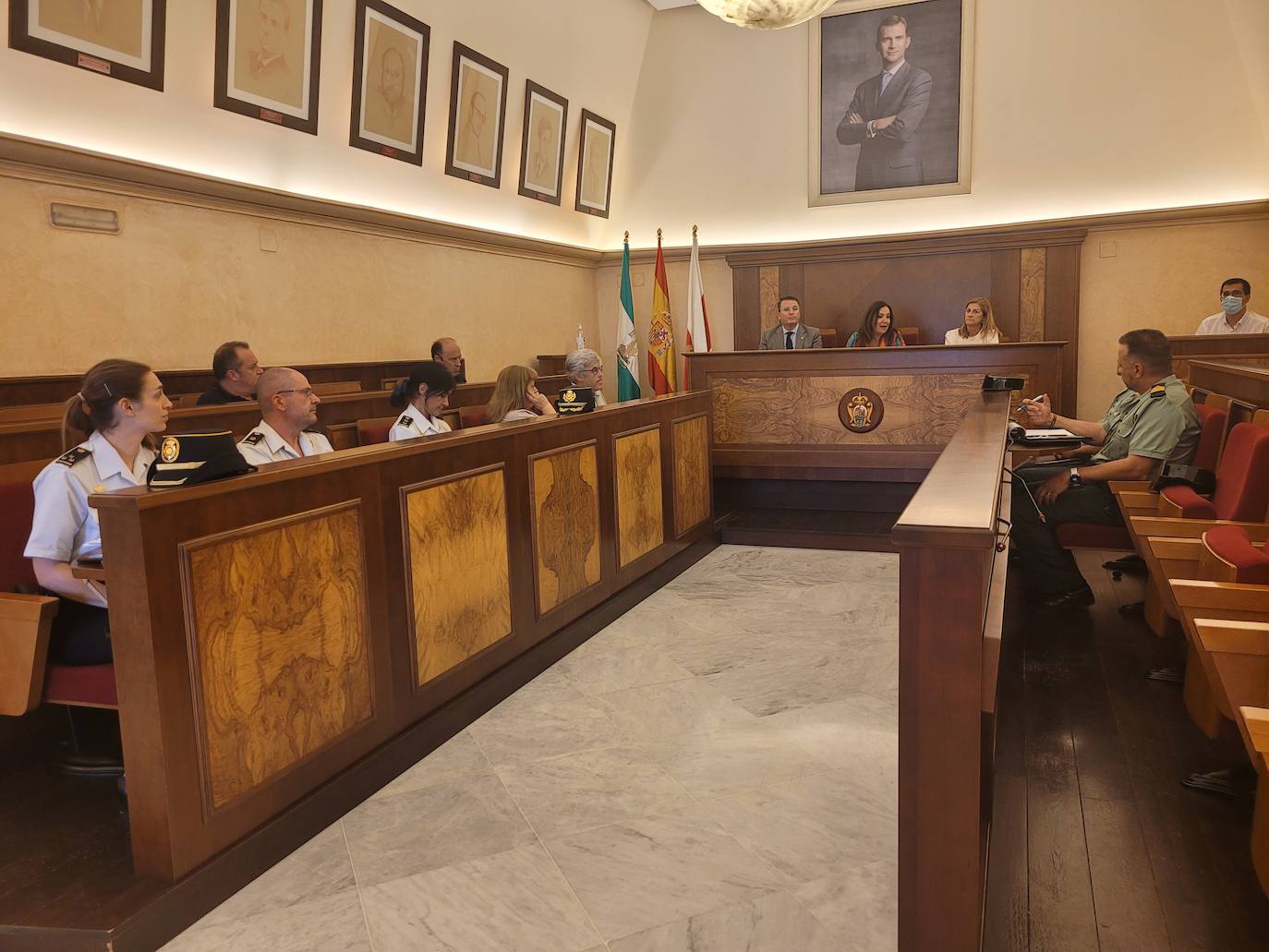Reunión de la Junta Local de Seguridad Ciudadana de hoy para abordar el integración de Andújar en el sistema Viogén. /JOSÉ CARLOS GONZÁLEZ