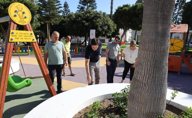 La Plaza Amura de Balerma incorpora nueva zona de juegos para los más pequeños