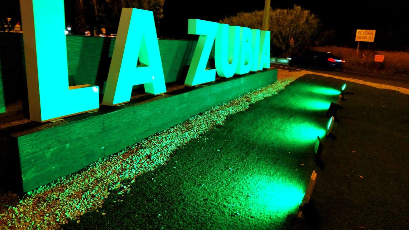La Zubia se ilumina de verde para sumarse al Día Mundial de la Salud Mental