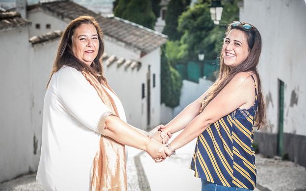 «Estoy montando una empresa llamada TwinClick Comunicación»