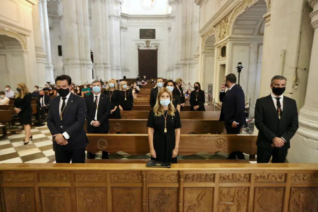 Fotos: La Catedral de Granada celebra un funeral por las víctimas ...