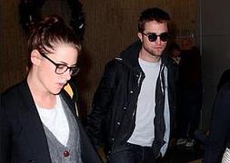 Robert Pattinson Y Kristen Stewart Exhiben Su Amor En Publico Foto Ideal