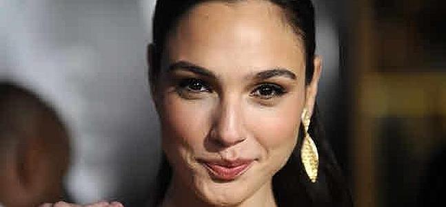 Gal Gadot Sexy Wonder Woman En Batman Vs Superman Ideal