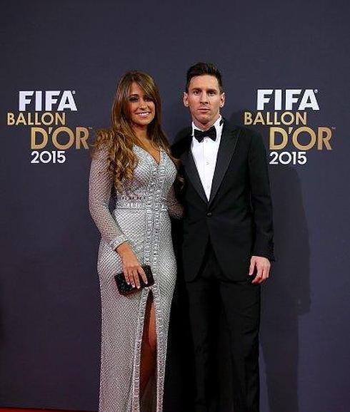 Antonella Roccuzzo, la mujer de Leo Messi, causa sensación en la gala ...